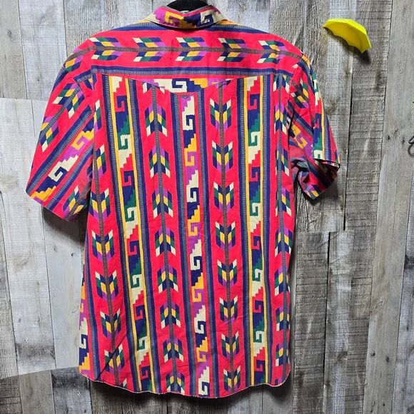 Wrangler Vintage 90s Red Southwestern Print Short Sleeve Western Shirt - Picture 4 of 5